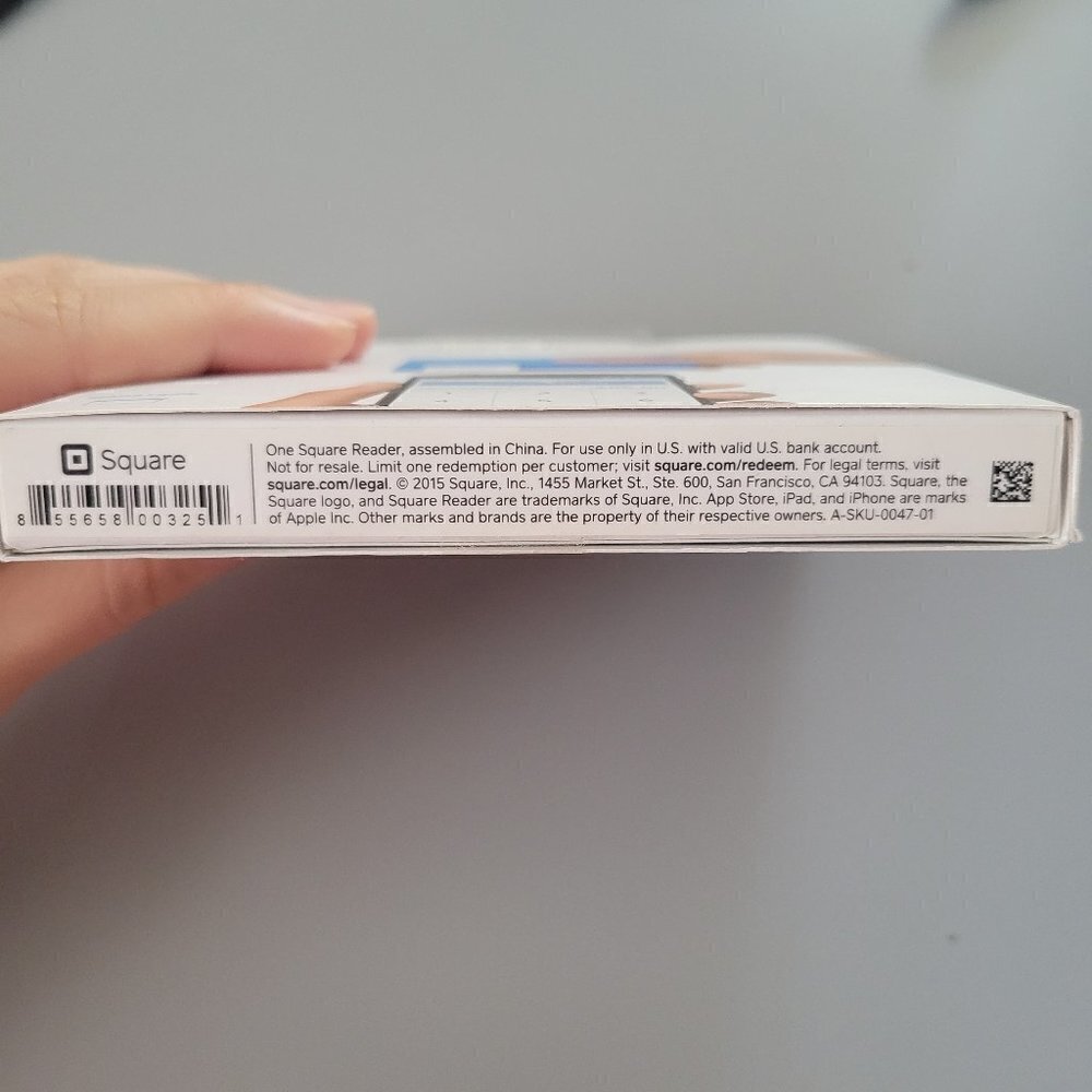 NEW Square Credit Card Reader Mobile Plug In White - Picture 4 of 6